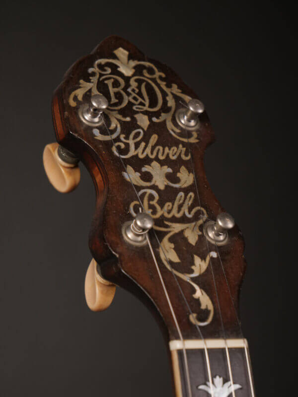 B&D Silver Bell No. 1 Plectrum - Image 5