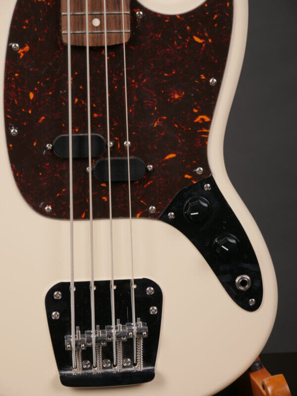 Fender Mustang MIJ Bass - Image 4