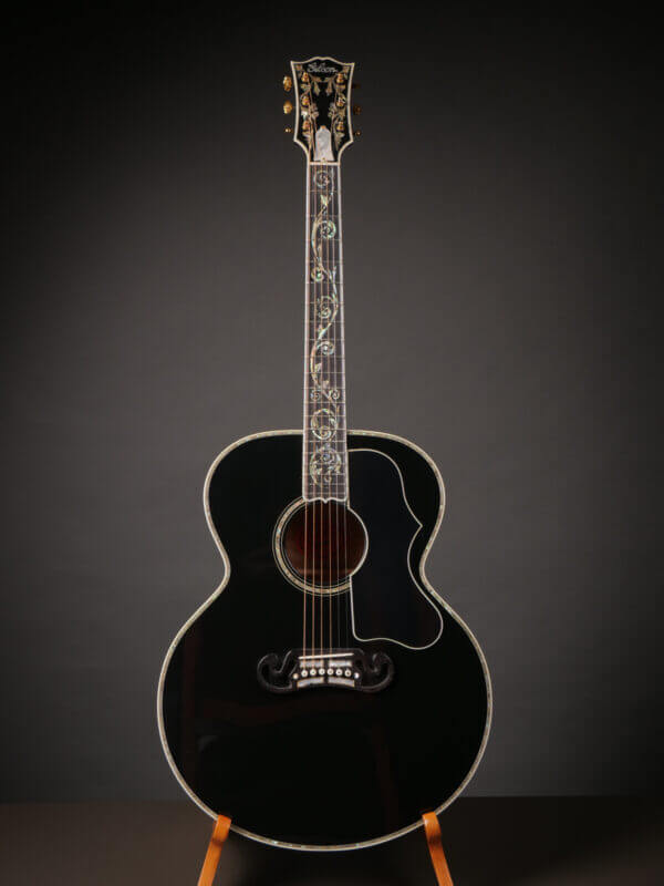 Gibson SJ-200 Custom Shop (Pre-Owned) - Image 3