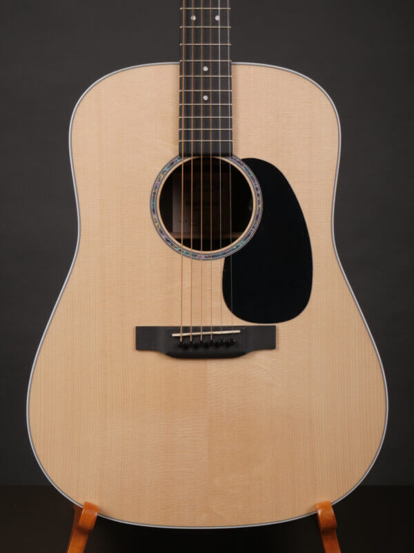 Martin D13e Road Series