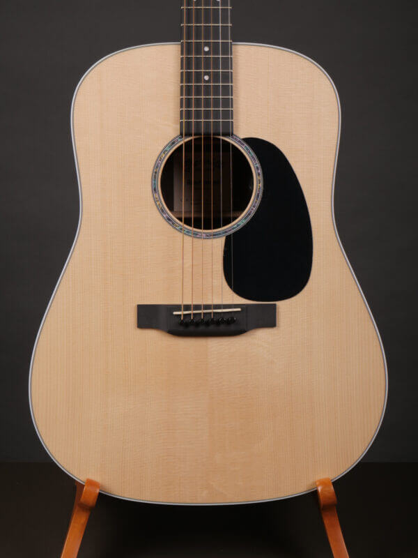 Martin D13e Road Series - Image 2